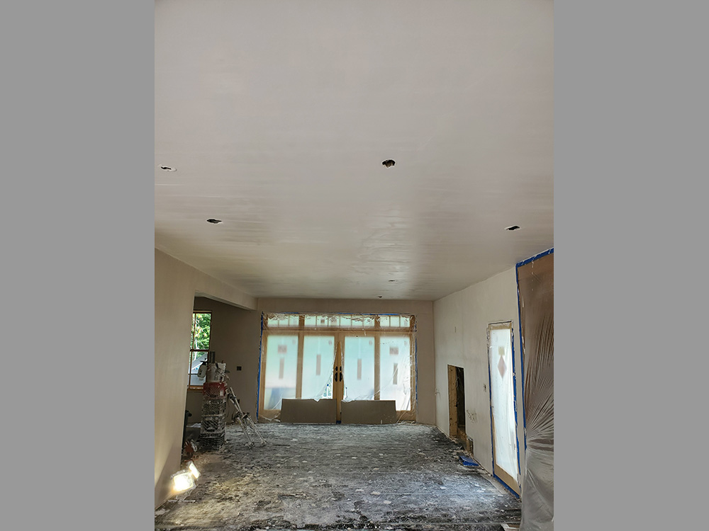 Dining Room Ceiling Smooth Plaster - Part 1